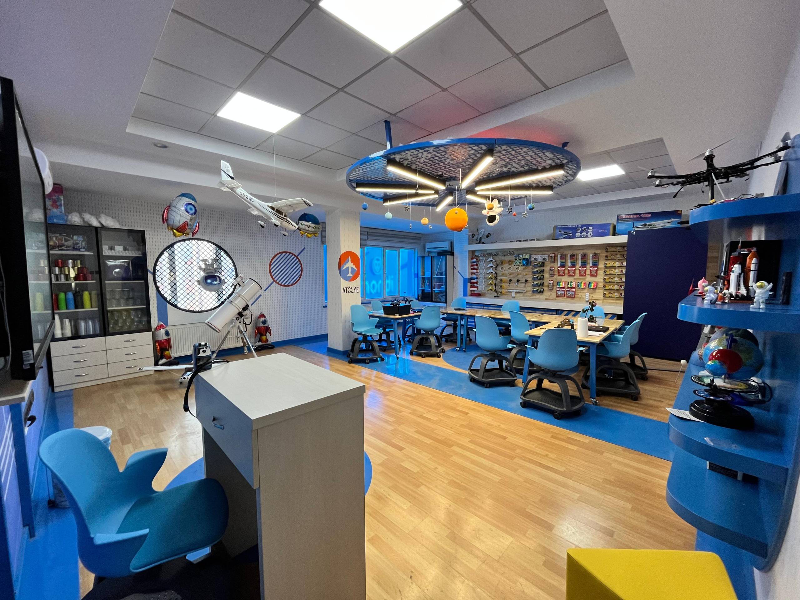 ASTRONOMİ, HAVACILIK VE UZAY ATÖLYESİ